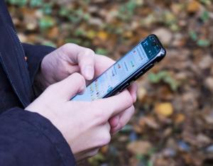 יישומון סלולרי. אילוסטרציה